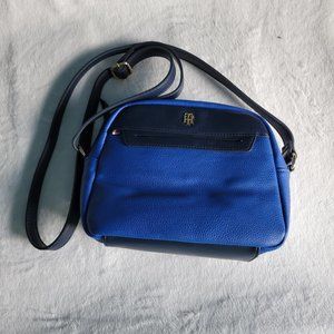 Tommy Hilfiger Royal/Navy Blue Crossbody Purse NWOT